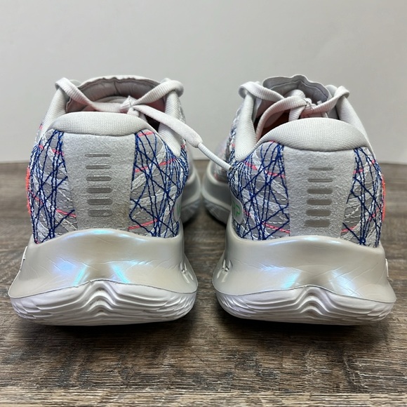 Women’s Under Armour Flow Velociti Prizm Running Shoes Size 9 - Picture 3 of 9